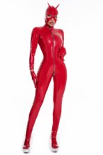 traje latex rojo